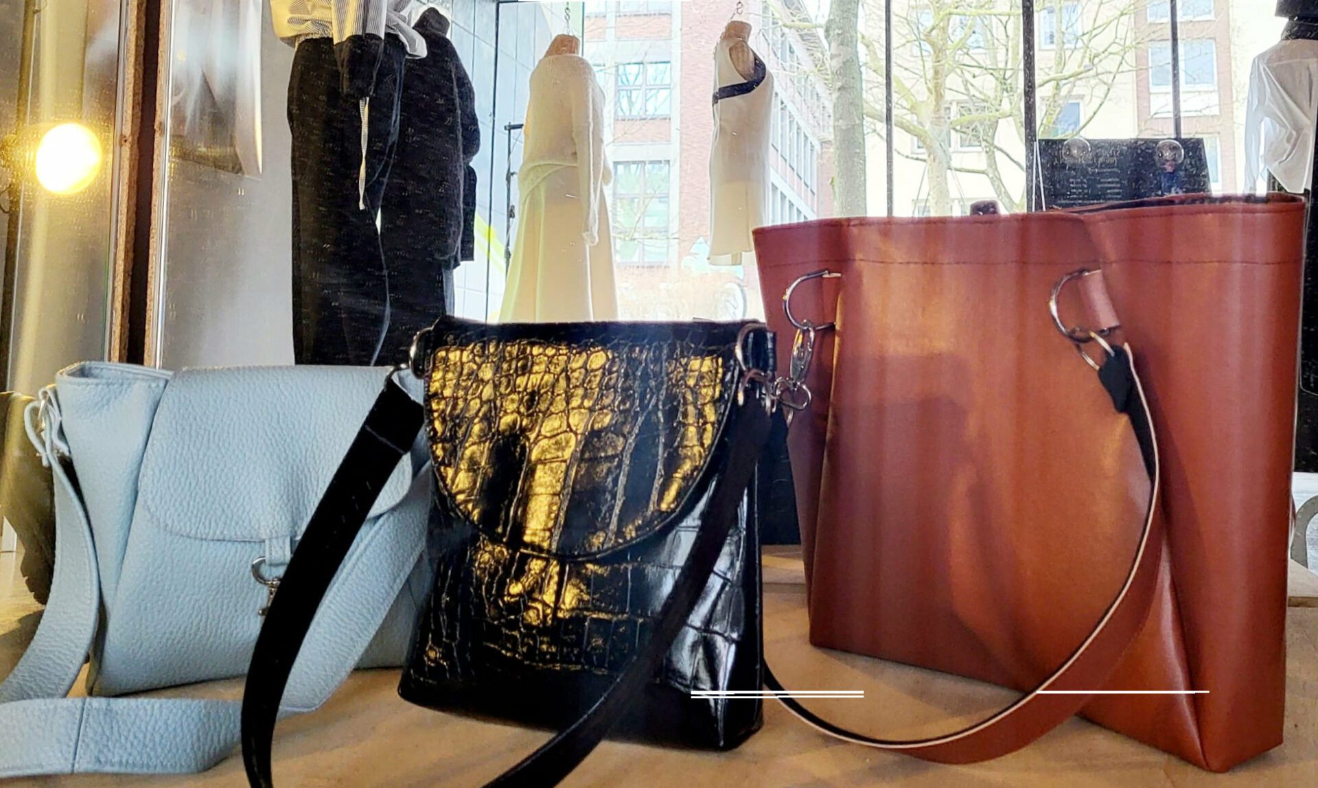 Galerie 5 Tasche Susa Flor Oleatex Desserto